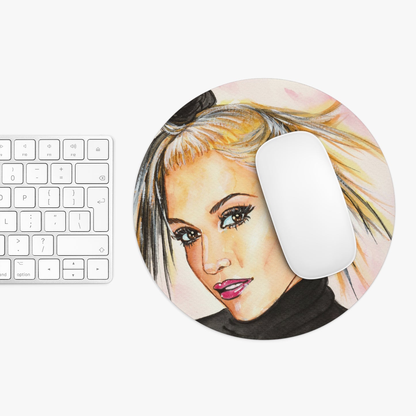 Gwen, Mouse Pad